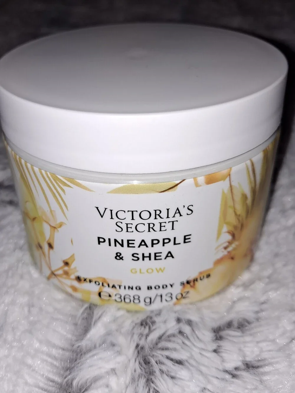 Victoria's Secret Pineapple And Shea Glow Body Scrub New